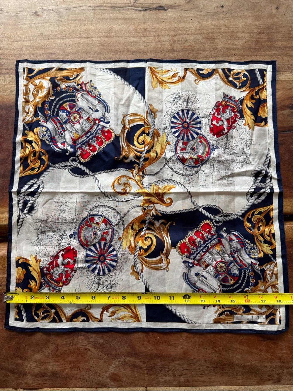 Handkerchief - Picture 5 of 8